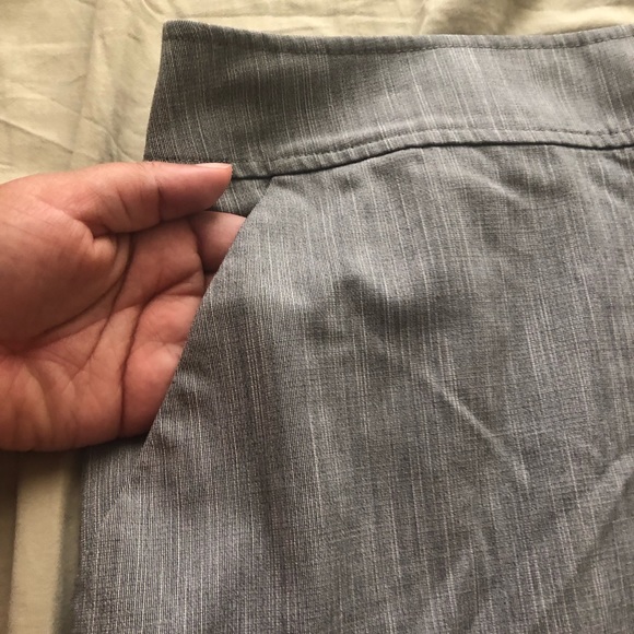 EUC Kate Hill Gray Pencil Skirt (12) - Picture 4 of 5
